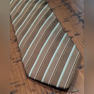 Hugo Boss 100% Silk Striped tie
